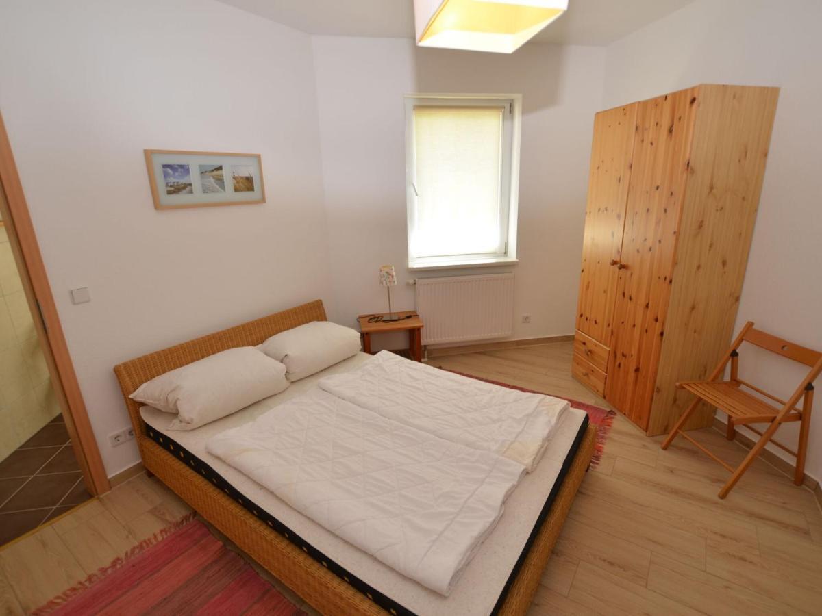 Apartment In Bohemian With Private Terrace Dolni Lanov Zimmer foto